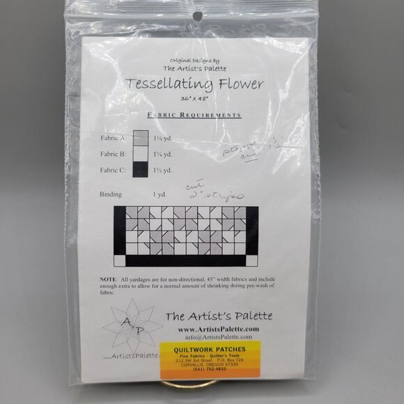 Tessellating Flower Baby-Lap Quilt Pattern 36 X 48 The Artists Palette - Picture 5 of 7